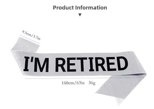 Dettaglio della fascia glitter argento per pensionamento con dimensioni 160cm x 9.5cm di altezza