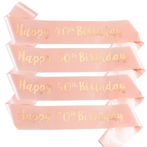 Écharpe d'anniversaire en satin rose avec texte doré pour fêtes de 40 à 70 ans