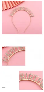 Détail d'un serre-tête doré avec inscription HAPPY BIRTHDAY et strass blancs scintillants