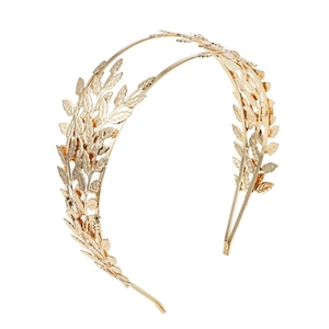Golden Baroque bridal headband featuring laurel leaf design and double-layered metal bands