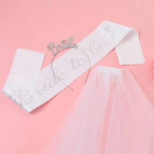 Set sposa con fascia in raso bianco Bride to be e cerchietto argento con velo