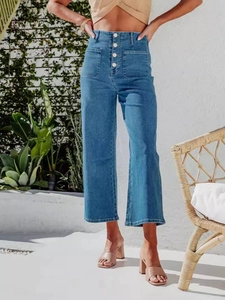 Women's vintage high waist wide leg jeans in light blue denim with five button closure