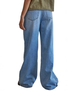 Women's vintage washed light blue high waist wide leg denim jeans back view layout