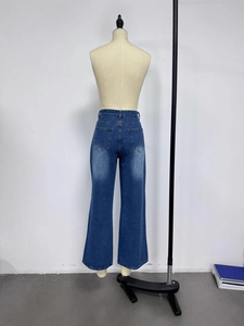 Women's high-waisted wide-leg jeans in dark blue wash with back pockets and straight-leg fit
