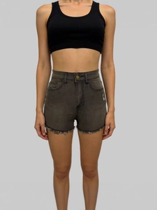 Pantalones cortos vaqueros gris oscuro de talle alto con dobladillos deshilachados