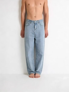 Jean homme rétro bleu clair à coupe droite, style high street décontracté et jambe large