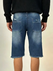 Short en jean slim pour homme bleu foncé délavé avec bords effilochés usés