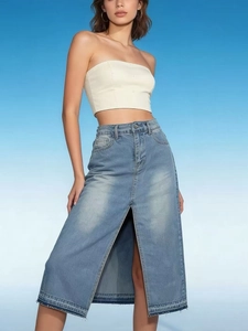 Jupe en jean bleue à taille haute avec fente frontale et ourlet effiloché femme