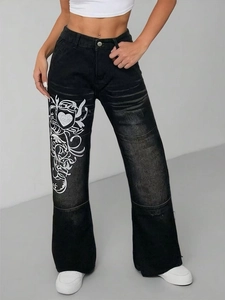 Jean femme taille haute à jambe large avec imprimé graphique cœur blanc de style urbain