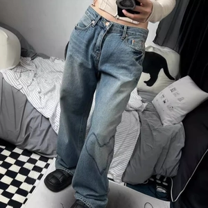 Damen Light Blue Wide-Leg-Denim-Jeans mit Herznaht und lockerer Retro-Passform Design