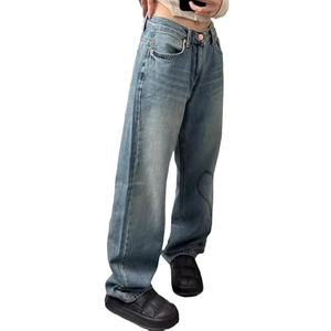 Vintage Damen Jeans mit weitem Bein in Hellblau, entspannte Passform und Waschung