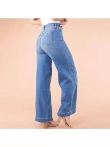 Women's high waist wide leg blue jeans with elastic fit and classic back pockets