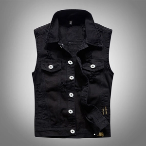 Gilet en jean noir ajusté pour hommes avec détails déchirés et imprimé au bas