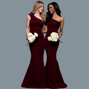 Robe de soirée sirène bordeaux à une épaule avec décolleté architectural plié