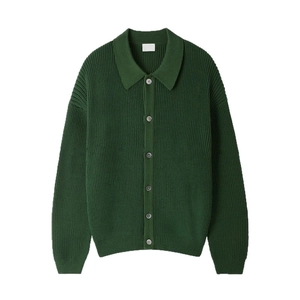 Dunkelgrüne Herren-Strickjacke mit Polo-Kragen und Knopfleiste in Grobstrick-Optik