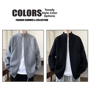 Dettaglio del cardigan da uomo in grigio e nero con cerniera lampo e colletto alla coreana