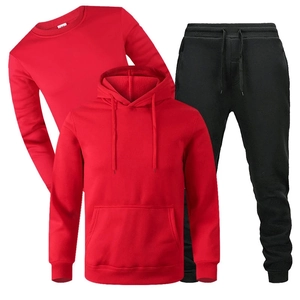 Dreiteiliges Herren-Fleece-Set mit roten Hoodies, Sweatshirt und schwarzer Jogginghose