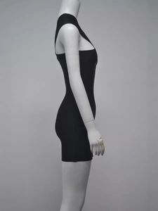 Elegantes schwarzes ärmelloses Ein-Schulter-Bandage-Minikleid für Damen und Partys