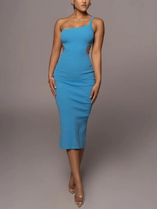 Robe bandage moulante à une épaule bleu vif avec des découpes sexy à la taille