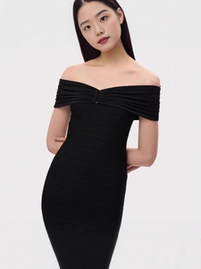 Robe bandage noire moulante à épaules dénudées pour femmes chic et sexy