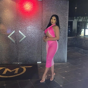 Zweiteiliges rosa Patchwork-Bodycon-Set mit Neckholder-Crop-Top und Midirock
