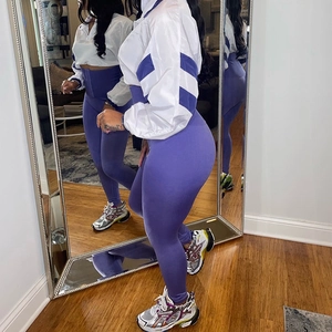 Completo fitness da donna 2 pezzi con giacca a righe viola e leggings a vita alta