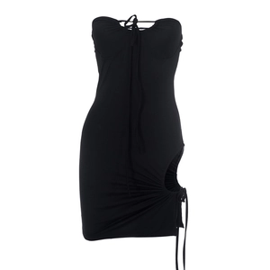 Nauwsluitende zwarte strapless mini-jurk met zij-uitsparing en verstelbare trekkoorden