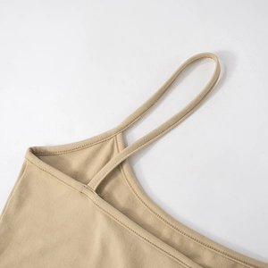 Detail of the high-quality stitching and flat seams on the khaki sleeveless dress straps