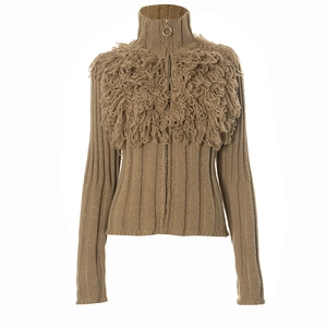 Detail of ribbed knit cardigan with plush faux fur collar and gold ring zipper puller
