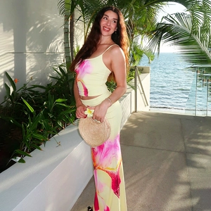 Elegant floral print two-piece summer set with strap top and slim fit maxi skirt