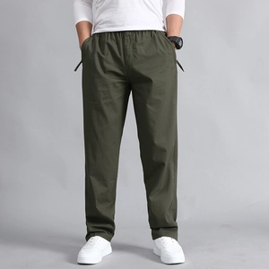 Men's cotton cargo pants in army green featuring elastic waist and straight-leg fit