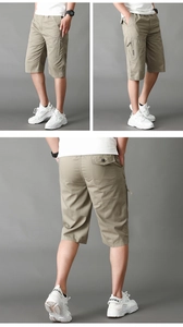 Vista triple de pantalones cortos cargo caqui para hombre que muestra detalles frontales y traseros