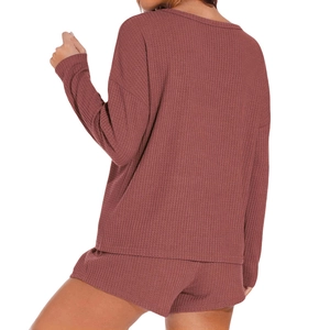 Completo relax da donna in maglia a nido d'ape con maglia a maniche lunghe e shorts