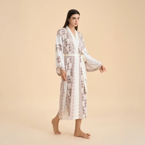 Women's long satin floral robe with V-neck and waist tie in vintage ivory print