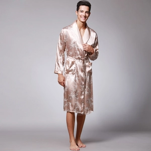 Elegant men's silk satin long-sleeved bathrobe with white baroque pattern in champagne gold