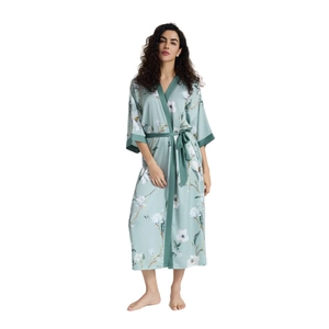 Robe de chambre en satin vert clair pour femme avec imprimé magnolia et liseré