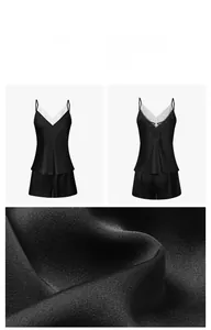 Vues détaillées du pyjama en satin noir avec dentelle blanche et col en V élégant