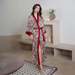 Accappatoio Lungo in Raso Donna con Stampa Floreale Paisley Scollo a V Camicia da Notte con Cintura Abbigliamento da Casa Morbido
