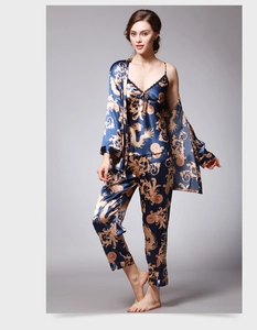 Ensemble pyjama 3 pièces en soie glacée avec imprimé dragon, caraco, pantalon et peignoir