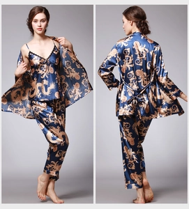 Pyjama trois pièces en satin avec imprimé dragon doré sur tissu imitation soie bleu marine