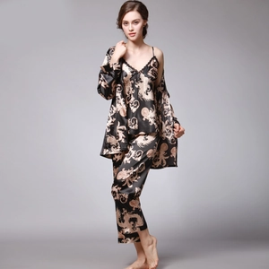 Ensemble de pyjama 3 pièces en satin noir avec imprimé dragon doré et dentelle