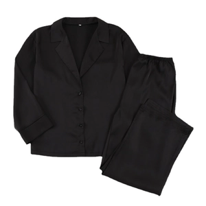 Ensemble pyjama en soie artificielle noire pour femmes avec chemise et pantalon fluide