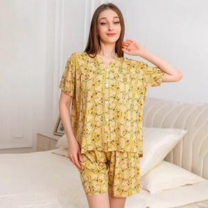 Women's Rayon Pajamas Floral Leaf Print Short Sleeve Top And Shorts Loungewear Summer V Neck Soft Breathable Sleepwear