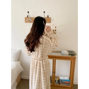 Thick houndstooth plush bathrobe for women featuring long sleeves and a waist belt