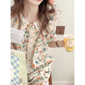 Pyjama floral pour femme à manches courtes avec dentelle blanche et coton léger respirant