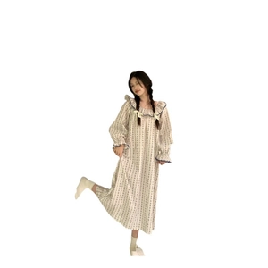 Florales Langarm-Hauskleid mit Karree-Ausschnitt und Rüschen im süßen koreanischen Stil