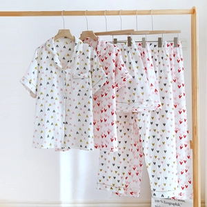 Detaillierte Ansicht des 3-teiligen Herz-Pyjama-Sets für Damen aus reiner Baumwolle