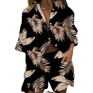 Women's 2-piece set with short sleeve palm print shirt and elastic waist shorts