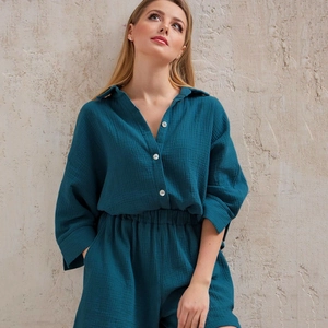 Women's peacock blue long-sleeved shirt and shorts set in textured cotton gauze fabric