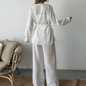 Ensemble pyjama en crêpe blanc double couche pour femme avec haut manches et pantalon